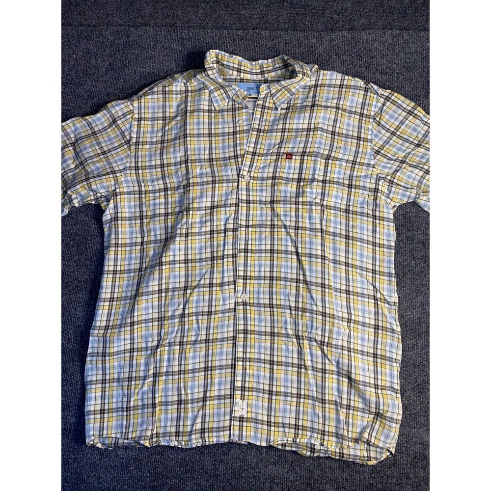 Quiksilver Shirt Mens‎ Medium Multi Plaid Short Sleeve Classic Fit Button Down